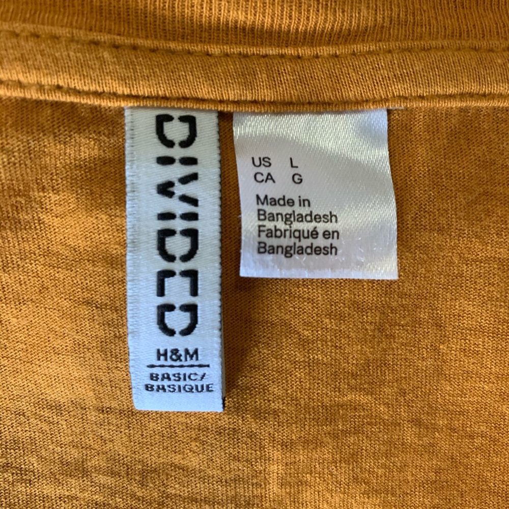 H&M tee - Picture 3 of 3